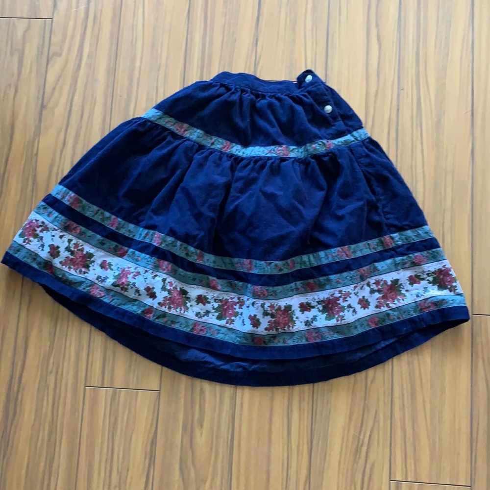 Vintage “Le Chouchou” girl’s skirt